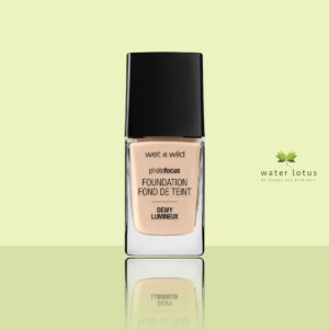 Wet-N-Wild-Photo-Focus-Dewy-Foundation-soft-Ivory